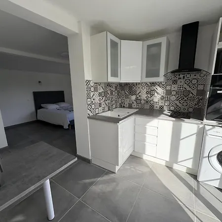 Maison Entiere